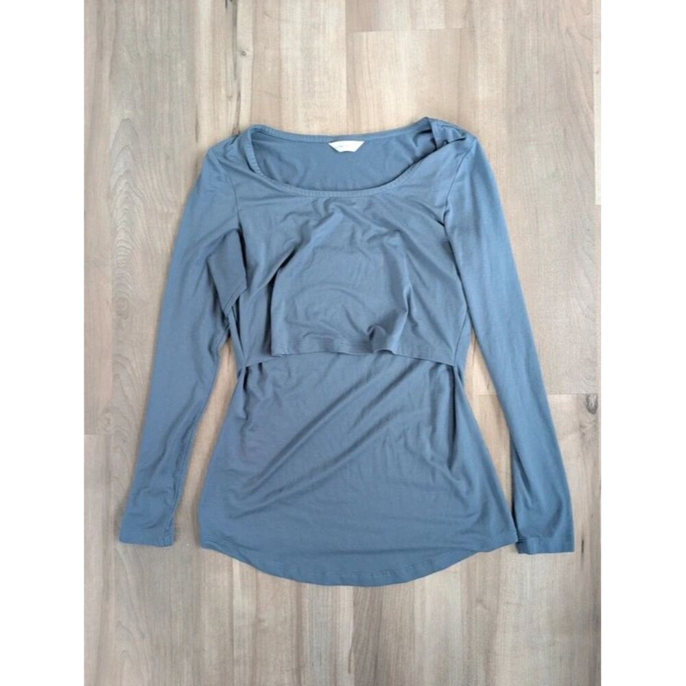 Kindred Bravely Light Blue Long Sleeve Nursing Top, Small (D2)